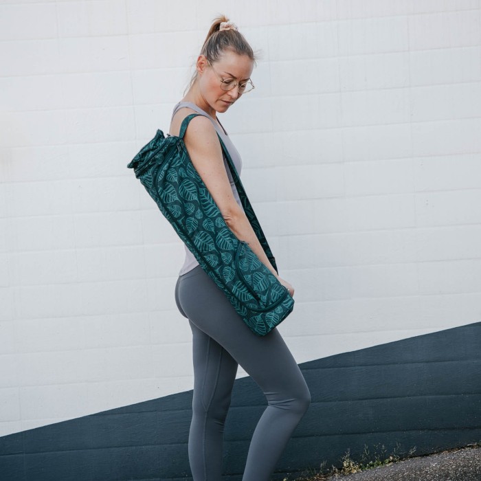 541lg_maharaja_asana_bag_bodhi_deep_green_anwendung_2.jpeg