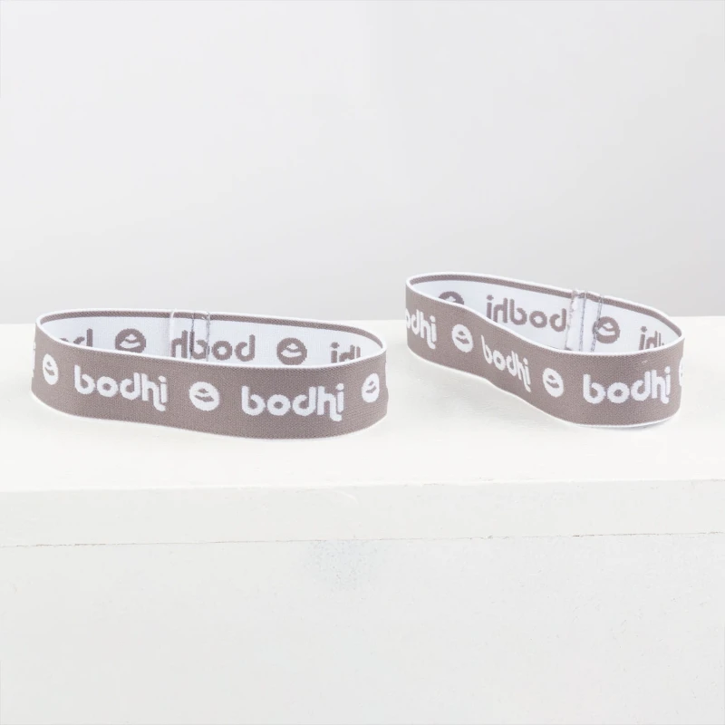 ghrish_bodhi_gummiband_podest.jpg